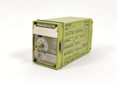 Comat Releco CS1/UC110-240V Timer