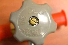 2PCS LOT- Danfoss 009G0127 Shut-off diaphragm valve, BML 10,Flare type,I/O-3/8in