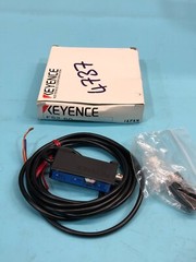 2 Keyence FS2-60 Sensor Level Amp Water Track, 164949