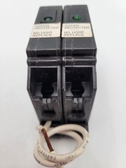 Cutler Hammer CHSA Secondary Surge Arrester Plug-On 150 Volt AC 2 Pole Series A