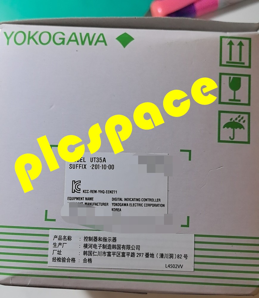 YOKOGAWA UT35A-201-10-00 brand new Temperature Controller Express DHL or FedEx