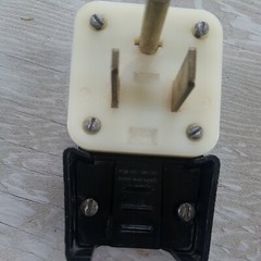Leviton 9650-P 2P Angle Plug 6-50P