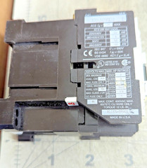 Allen-Bradley 100-A09ND3 Series B Contactor (Gray) WORKING PULL [B9B4]