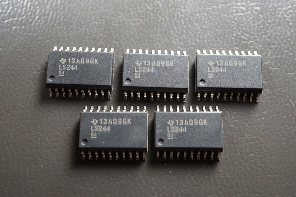 Lot of 5 SN74LS244DW Texas Instruments Octal Buffer Line Driver 20 Pin SOIC NOS