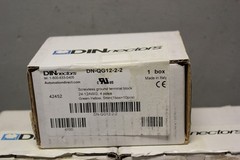 LOT OF 5 NEW BOXES OF DINNECTORS DN-QG12-2-2 54 GROUNDING TERMINAL BLOCKS