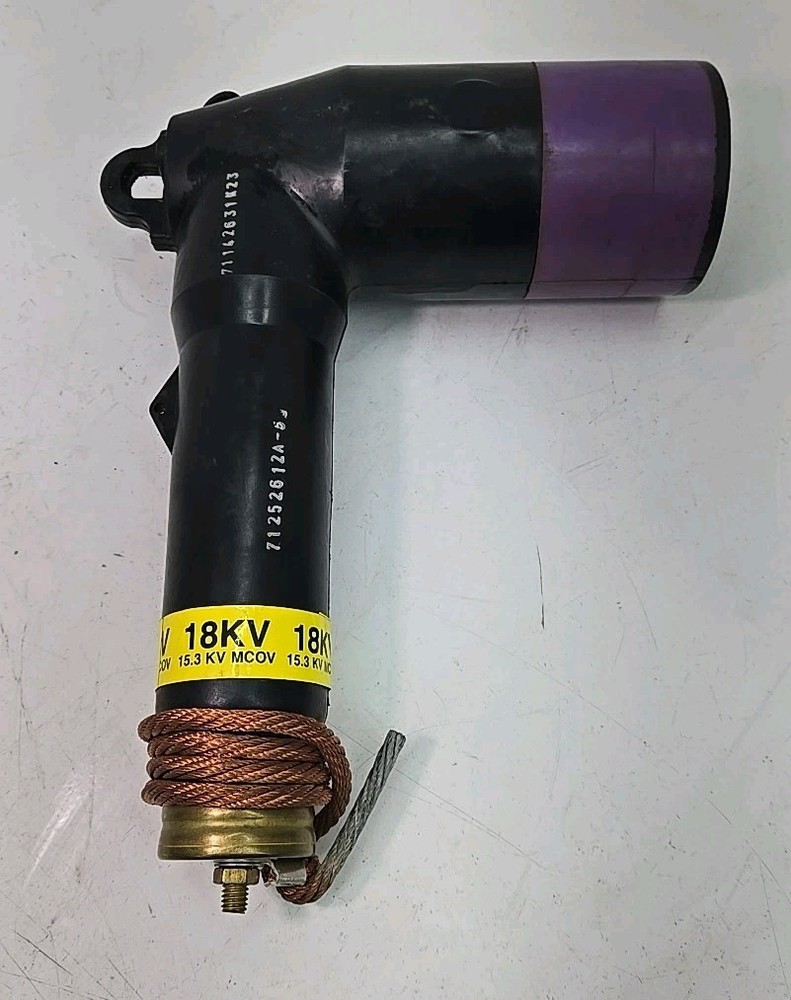Eaton Cooper 3238020C18M MOVE 18KV Deadbreak Surge Arrester 15.3 kv MCOV
