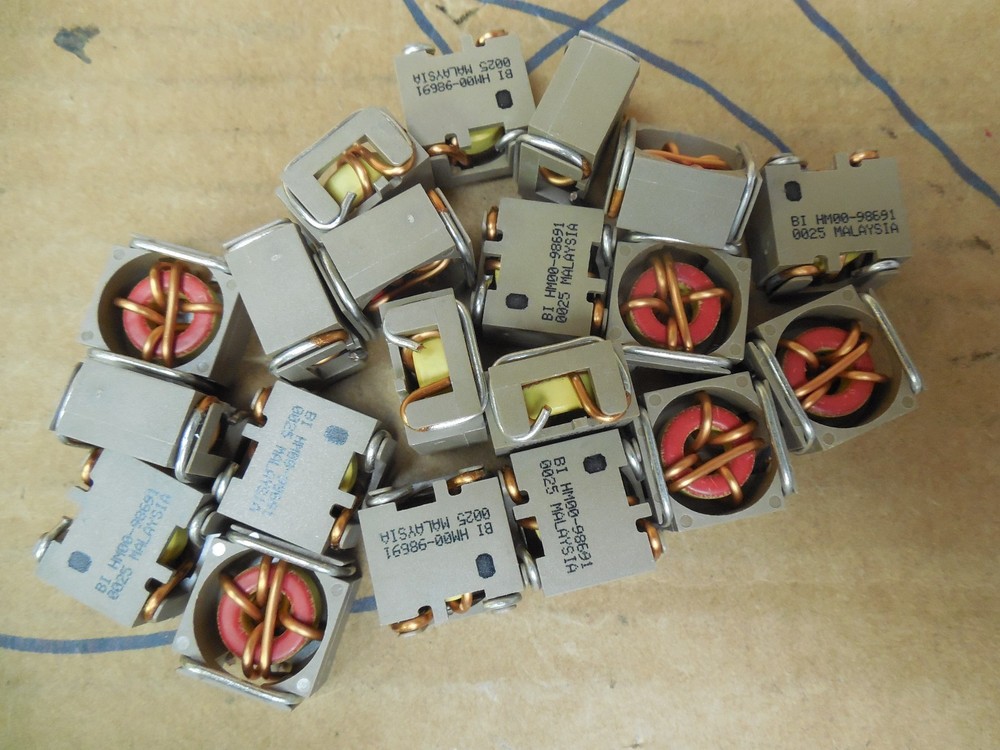 Malaysia Semiconductor BI HM00-98691 Lot of 20 New