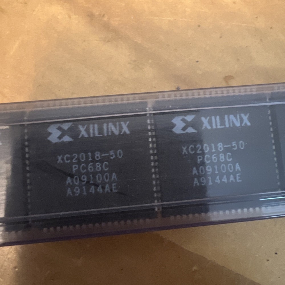 x2 Xilinx XC2018-50 PC84C A08971A
