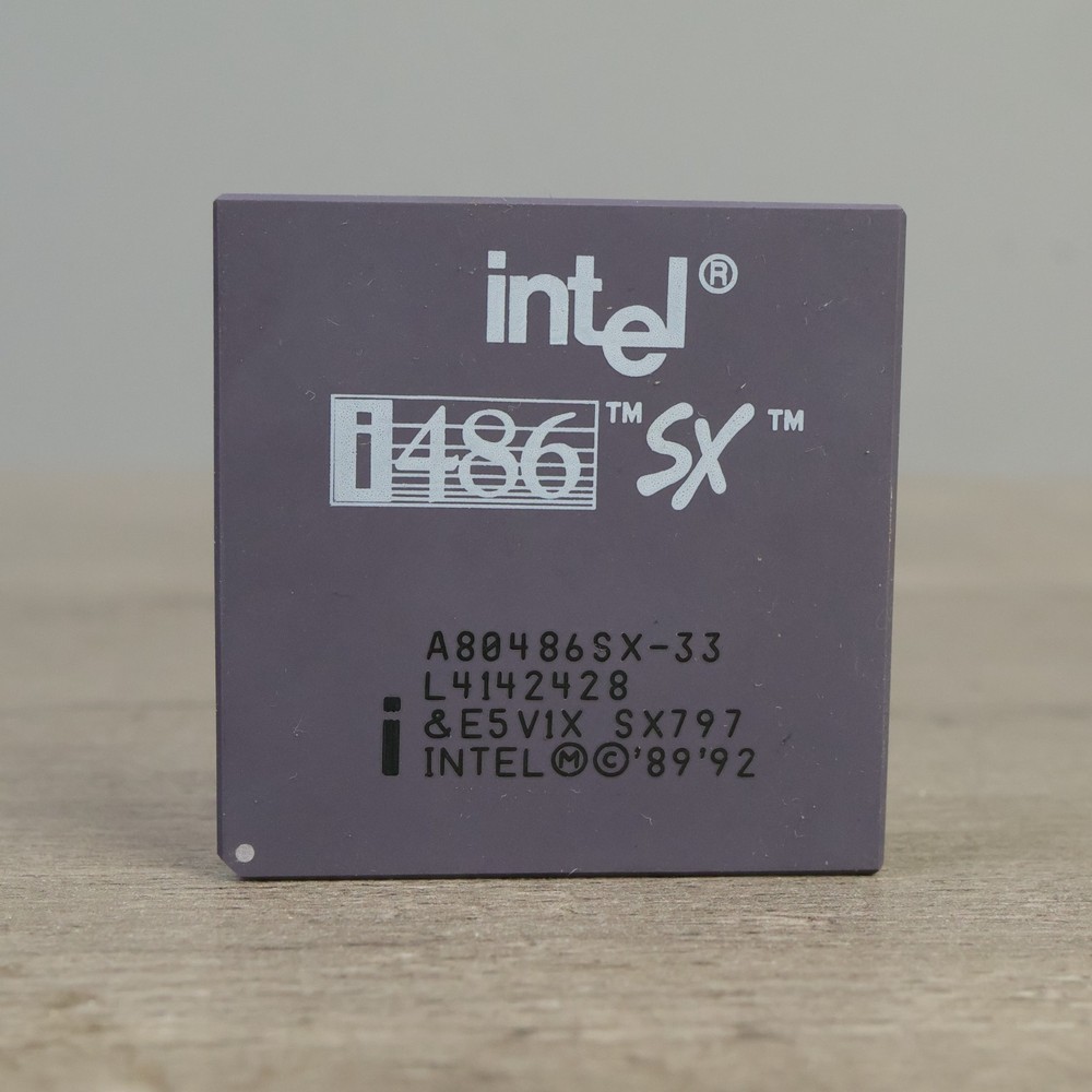Intel 486 SX 33MHZ A80486SX-33 i486 CPU Processor Vintage Gold