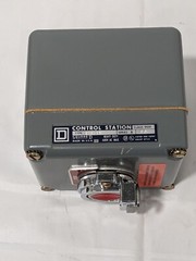Square D Heavy Duty 600V AC Unit Control Station “Stop” 9001-KYK-15