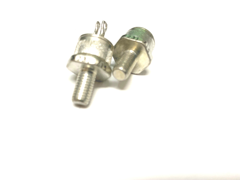 Lot of 2 MCR231 Thyristor Silicon Controlled Rectifier