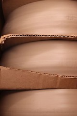 (50-Pk) Wiremold Non-Metallic Pancake Overfloor Raceway 3″ x 10ft BE1400-10