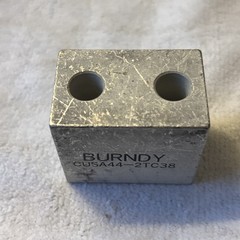 Burndy CUSA442TC38 HYSTACK Copper 3/8” 2 Holes #25021608 New In Box USA