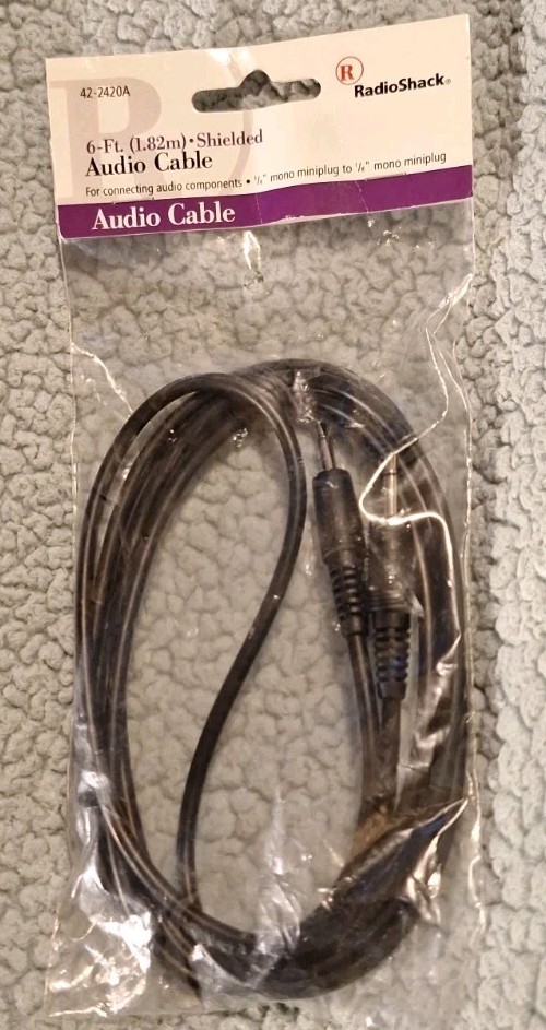 RADIO SHACK 6-Ft Audio Cable, RCA Plug – RCA Jack / Vintage 90’s / Mono Miniplug