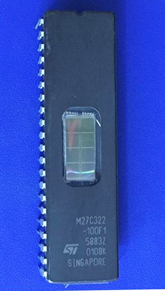 STMicroelectronics M27C322-100F1 27C322 2M x 16 UV EPROM 10pcs