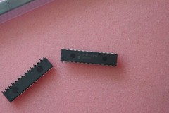 Microchip Technology PIC16F873-20/SP – Sleeve of 5 individual 28-DIP chips