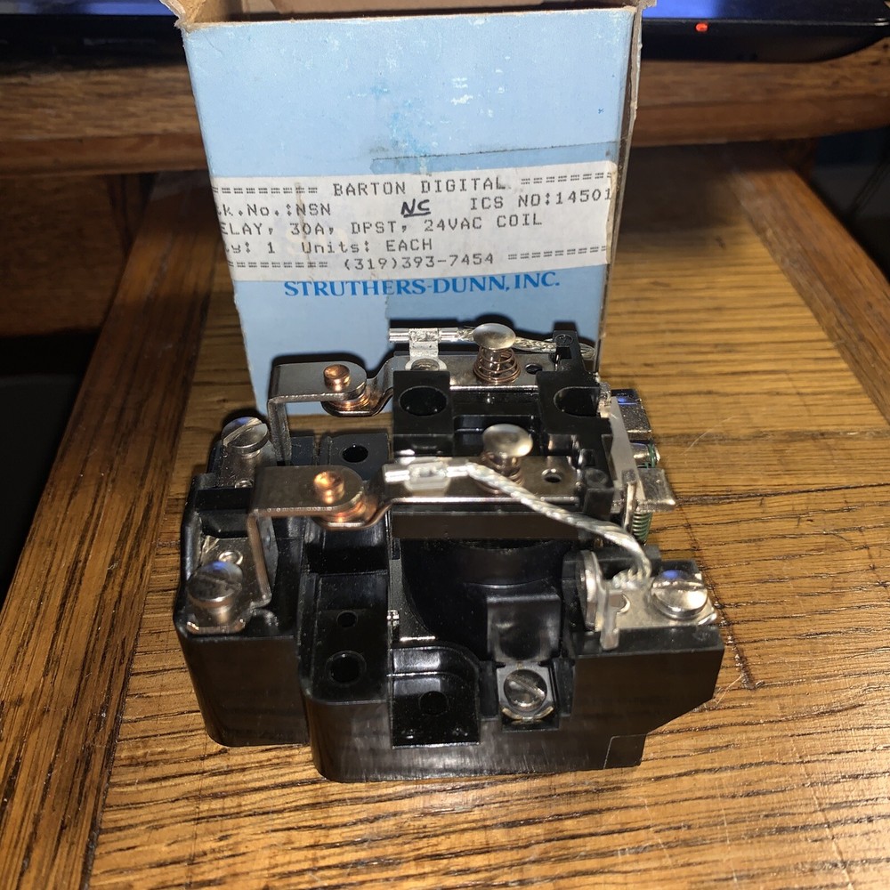 425XXB 24vac new part – STRUTHERS DUNN – IN box fast free shipping