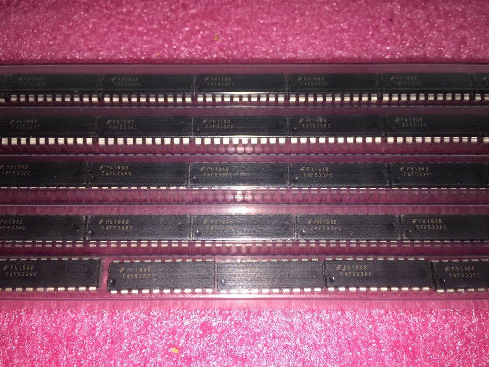 (50 PIECE LOT) 74F533PC, FSC, IC LATCH TRANSP OCT 3ST 20-DIP