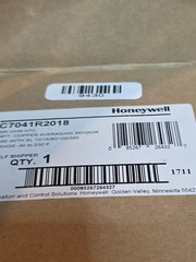 HONEYWELL C7041R2018 / C7041R2018 NEW *WE*SHIP*TODAY*