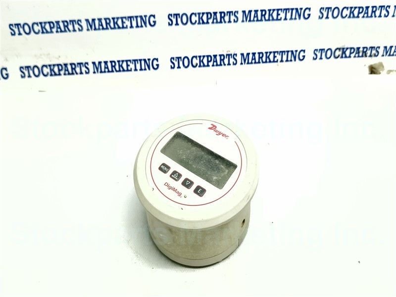 Dwyer DM-1108 DM1108 Digital Differential Pressure Gauge AS IS Fast Shipping