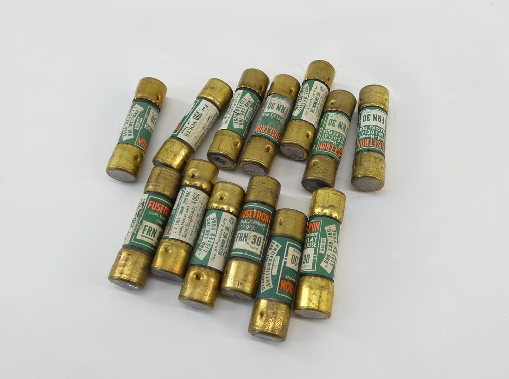 *Lot of 13* Bussmann FRN30 Class K5 Dual Element Fuse 30A 250V Fusetron