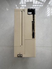 one Yaskawa SGDV-330A01A5KW Welcome counteroffer