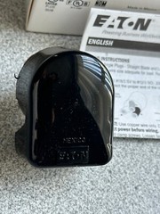 NEW EATON 5266AN Industrial Angle Plug 15A-125V 2-pole, 3 Wire Grounding 5-15P