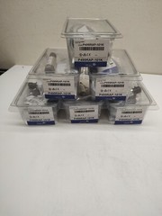 (1) JOHNSON CONTROLS P499RAP-101K / P499RAP101K (NEW IN BOX) Pressure Transducer
