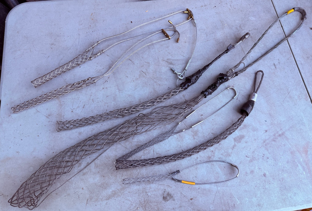 Lot of 7 Assorted Grip Electrical Wire Pulling/ Cable Support Devices