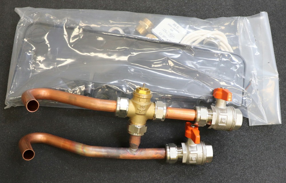 Carrier replacement part kit valve motorized 2 pipes serial no. L0100016653