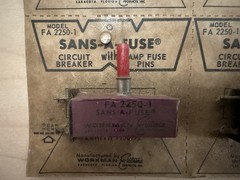 Sans-A-Fuse FA 2250-1 Circuit Breakers 6x NOS – Replace Zenith #136-92 – Vintage