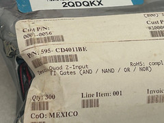 Lot / 300 Texas instruments 595-CD4011BE 4-ch 2-input 3-V to 18-V NAND gates New