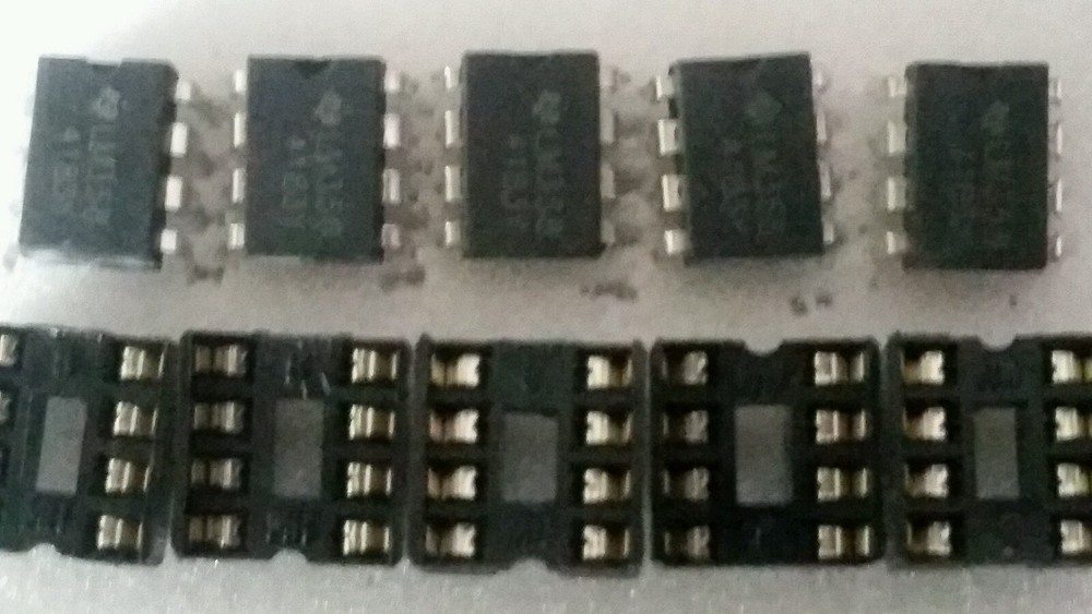 5 PCS Ti LM358 OP AMP, DIP-8 & dip sockets..US seller..