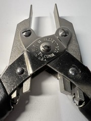 Sargent Tools 1085 CT Parallel Compression Action Data Communication Pliers USA