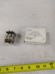 SIEMENS KUP14A15120S SUP14A15120 RELAY SOCKET MOUNT 120VAC