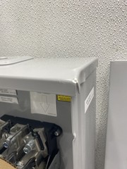 Siemens Talon 7 Jaw 3 Phase Meter Socket Ringless Cover 200Amp 40407-025F