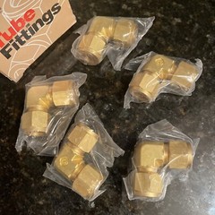 NEW GENERANT DLA-8-B UNION ELBOW TUBE FITTINGS 1/2 BRASS BOX OF 5