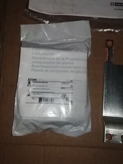 SQUARE D 80043-764-03 NF PANELBOARD H or J FRAME MAIN BREAKER ADAPTER KIT NEW