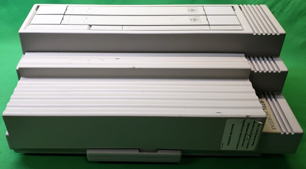 NORTEL Norstar PLUS Compact ICS NT7B56FA-93 phone panel system