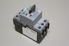 SIEMENS SIRIUS 3RV2011-0HA10 MOTOR STARTER CIRCUIT BREAKER