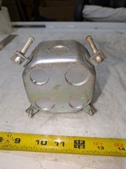 NNB FLOOR BOX 4″ OCTAGON 21/8 DEPTH 21/4″ SERVICE FITTING OPENING 800 NUMBER