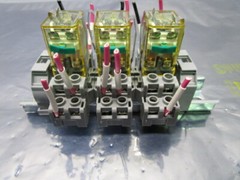3 Idec RH2B-ULC Cube Relay w/ SH2B-05C Relay Socket, 101138