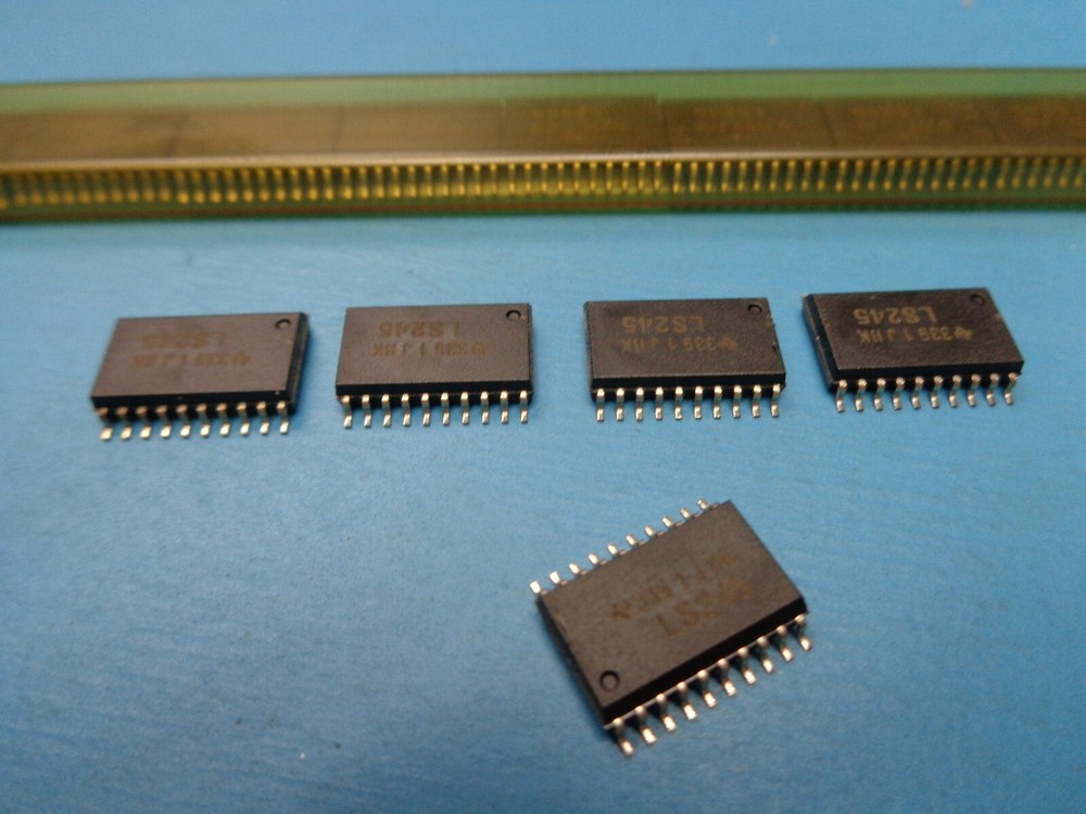 (25) TI SN74LS245DW 74LS245 TRANSCEIVER NON INVERTING TRI STATE 20 PIN SOIC WIDE