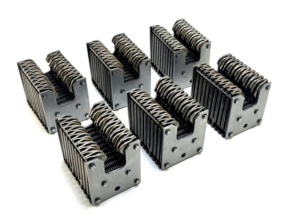 General Electric 2000A Clusters for GE PowerBreak Breaker (Lot 6)