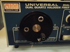 CUDA Universal dual quartz halogen fiber optic light source M2-150