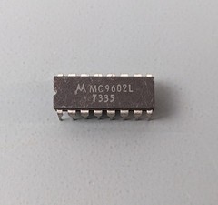 Motorola MC9602L Dual One Shot Multivibrator (Extd Temp MC8602)