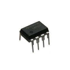 10PCS LM311P LM311 Differential Comparators New IC