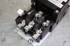 CUTLER HAMMER A10DN0 NEMA SIZE 2 45 AMP MOTOR STARTER – SERIES A1