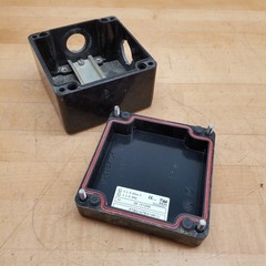 Raychem JBS-100-A Heating Cable Power Connection Junction Box – USED