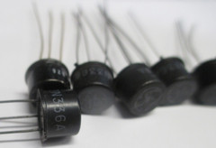 2N336A – GE – Vintage black tops